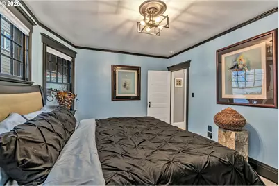 224 NW 20th Ave, Portland, OR 97209 - Photo 17