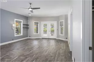 3465 Galls Creek Rd, Gold Hill, OR 97525 - Photo 11