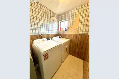 1917 Ash St, Baker City, OR 97814 - Photo 17