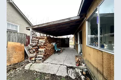 1917 Ash St, Baker City, OR 97814 - Photo 23