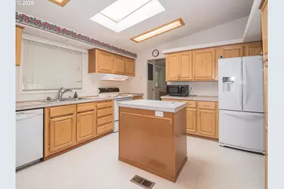 1949 SE Palmquist Rd #91, Gresham, OR 97080 - Photo 11