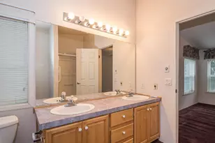 1949 SE Palmquist Rd, Gresham, OR 97080 - Photo 37