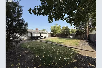 2076 Roberts Rd, Medford, OR 97504 - Photo 25