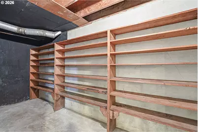 5820 SW Nevada Ct, Portland, OR 97219 - Photo 25