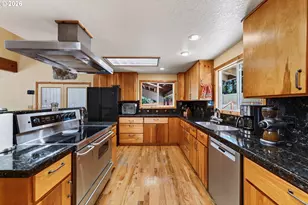 16524 S Bradley Rd, Oregon City, OR 97045 - Photo 13