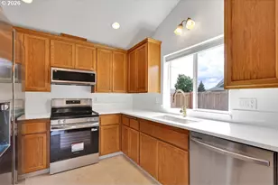 6021 Firestone Dr, Eugene, OR 97402 - Photo 13