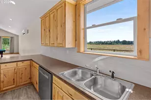 27200 S Barlow Rd, Canby, OR 97013 - Photo 31