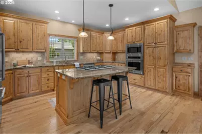 27200 S Barlow Rd, Canby, OR 97013 - Photo 9