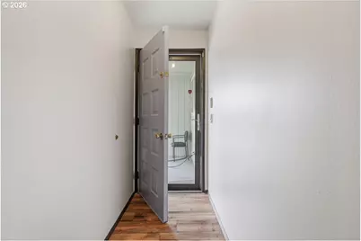 20070 SW Blanton St, Beaverton, OR 97078 - Photo 5