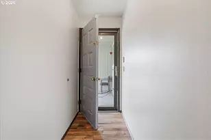 20070 SW Blanton St, Beaverton, OR 97078 - Photo 5