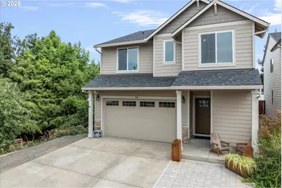 138 S 7th St, Carlton, OR 97111 - Photo 3