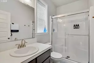 138 S 7th St, Carlton, OR 97111 - Photo 7