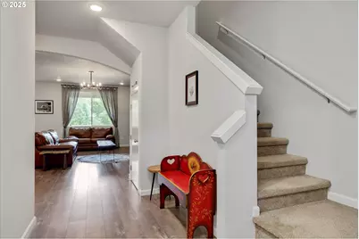 138 S 7th St, Carlton, OR 97111 - Photo 9