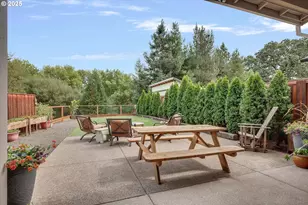 138 S 7th St, Carlton, OR 97111 - Photo 33