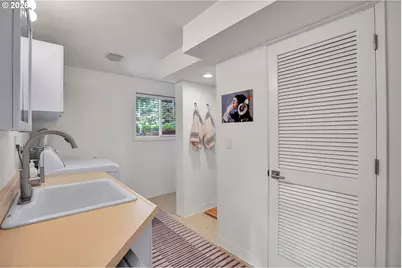785 Marylhurst Dr, West Linn, OR 97068 - Photo 37