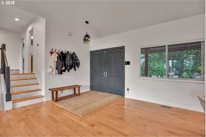 785 Marylhurst Dr, West Linn, OR 97068 - Photo 5
