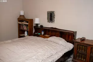 6981 Main St, Springfield, OR 97477 - Photo 7