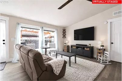 15768 SE Powell Blvd #22, Portland, OR 97035 - Photo 9