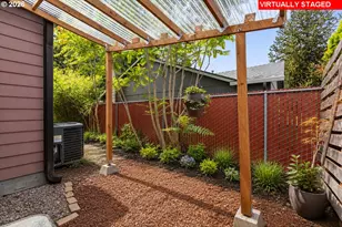 15768 SE Powell Blvd, Portland, OR 97035 - Photo 31