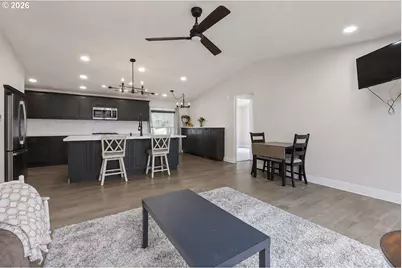 15768 SE Powell Blvd #22, Portland, OR 97035 - Photo 13