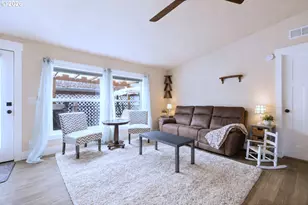 15768 SE Powell Blvd, Portland, OR 97035 - Photo 7