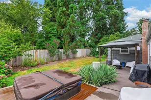 3675 SW 93rd Ave, Portland, OR 97225 - Photo 15