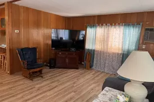 658 S 57th St, Springfield, OR 97478 - Photo 5