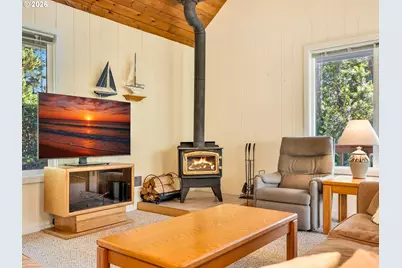 815 Poplar St, Manzanita, OR 97130 - Photo 5