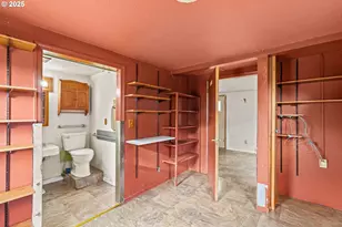 2665 C St, Springfield, OR 97477 - Photo 11