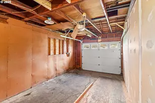 2665 C St, Springfield, OR 97477 - Photo 15