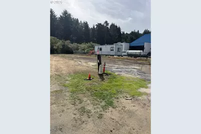 205 Park Ave, Lakeside, OR 97449 - Photo 23