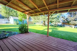 306 S Alder St, Wallowa, OR 97885 - Photo 11