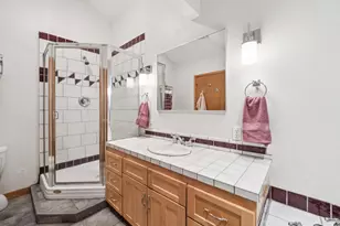 8401 SW Canyon Ln, Portland, OR 97225 - Photo 37