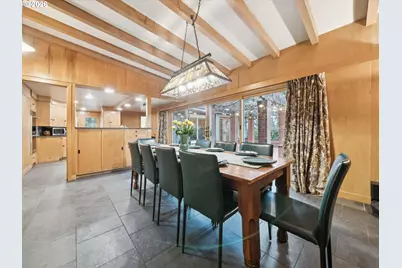 8401 SW Canyon Ln, Portland, OR 97225 - Photo 29