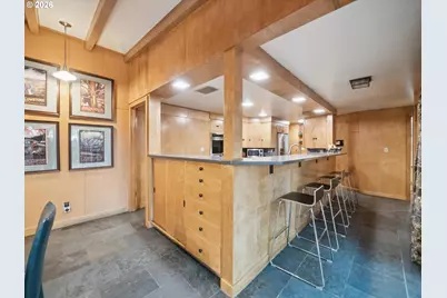 8401 SW Canyon Ln, Portland, OR 97225 - Photo 5