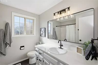 1467 S 7th Ave, Cottage Grove, OR 97424 - Photo 23