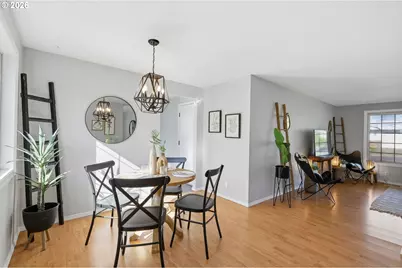 1467 S 7th Ave, Cottage Grove, OR 97424 - Photo 11