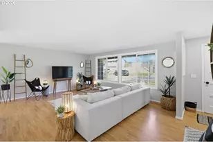 1467 S 7th Ave, Cottage Grove, OR 97424 - Photo 7