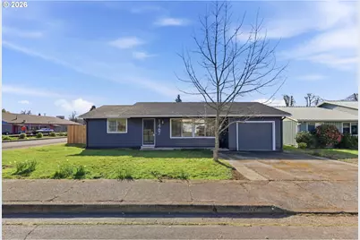 1467 S 7th Ave, Cottage Grove, OR 97424 - Photo 3