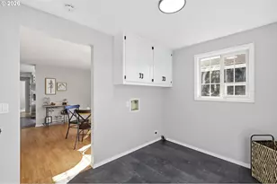 1467 S 7th Ave, Cottage Grove, OR 97424 - Photo 13