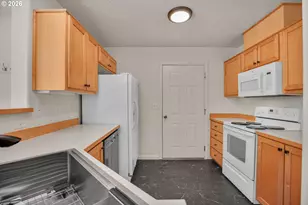 14600 SW Magpie Ln, Beaverton, OR 97007 - Photo 9
