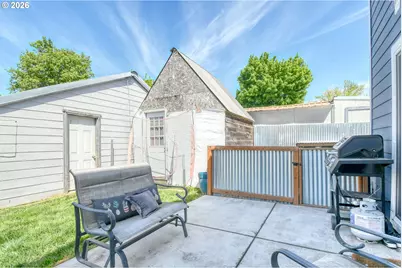 233 E Jefferson St, Athena, OR 97813 - Photo 29
