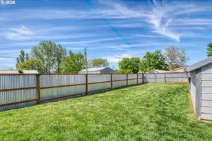 233 E Jefferson St, Athena, OR 97813 - Photo 35