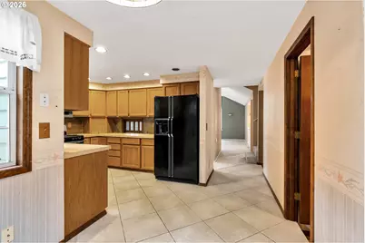 12239 SE Ashley St, Clackamas, OR 97015 - Photo 13