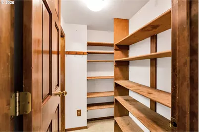 12239 SE Ashley St, Clackamas, OR 97015 - Photo 17
