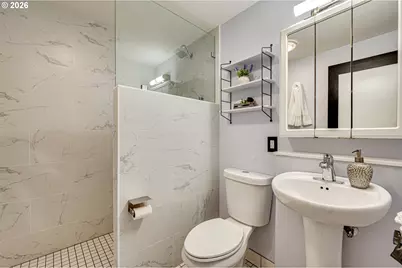 2543 NE 12th Ave, Portland, OR 97035 - Photo 11