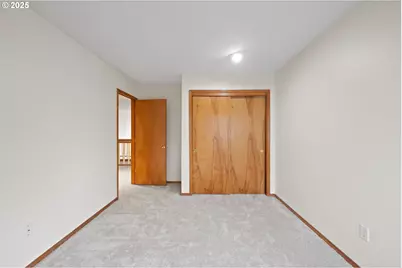 14390 Camden Ln, Lake Oswego, OR 97035 - Photo 29