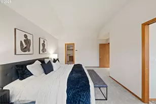 14390 Camden Ln, Lake Oswego, OR 97035 - Photo 19