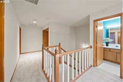 14390 Camden Ln, Lake Oswego, OR 97035 - Photo 17