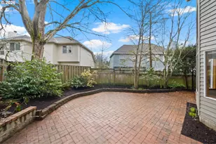 14390 Camden Ln, Lake Oswego, OR 97035 - Photo 37